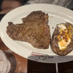 Fire-Grilled T-Bone with Mashed Potatoe