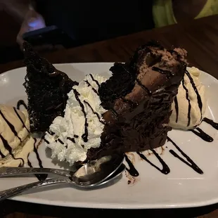 dessert, food