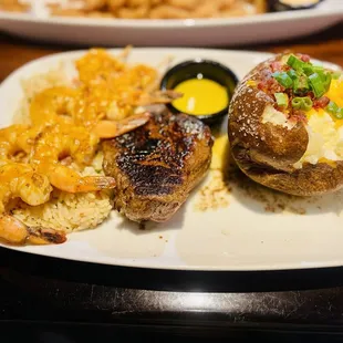 Sirloin Steak 8oz. Renegade Sirloin with 8ct. Redrock Grilled Shrimp