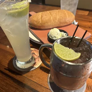 Peach mule bread margarita