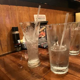 oysters and mussels, drink