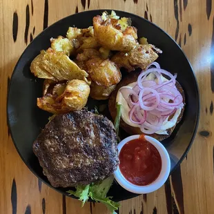 Wagyu burger with smashed potatoes