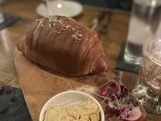 Cody's Restaurant Bar & Patio