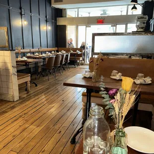 Lunch menu at 3:30 going strong