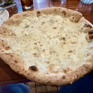 Quattro Formaggi Pizza