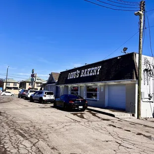 a car parked in front of a building