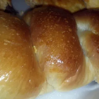 Baked Hot Dog Bun ()