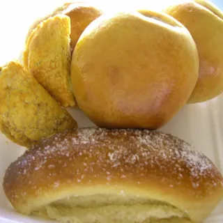 Coconut Custard Bun ()