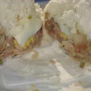 Special Chicken Bun ()
