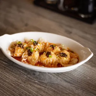 food, chicken wings and fried chicken