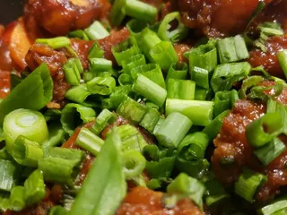 Tomo Noodles & Dumplings