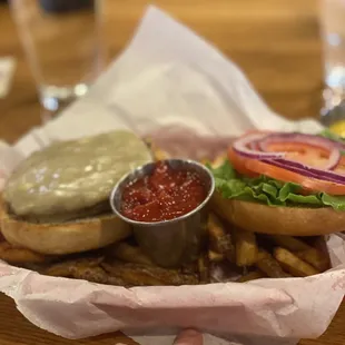 Longs Peak Pub & Taphouse