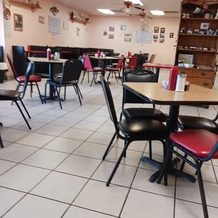 Empty dining room