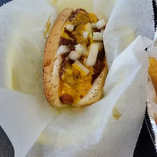 Rush St. Chili Cheese Dog