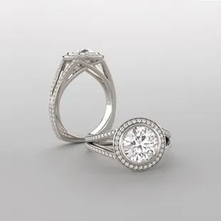 Geometric design modern engagement ring