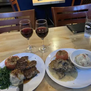 bulgolgi pork tenderloin| Chilean sea bass w/mushroom+champagne dresssing+roasted tom+mash.