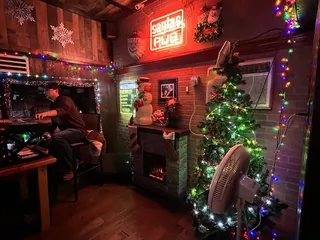 Santa's Pub