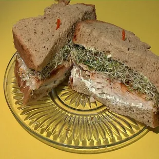 a sandwich on a plate