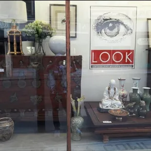 LOOK Vintage and Modern Gallery