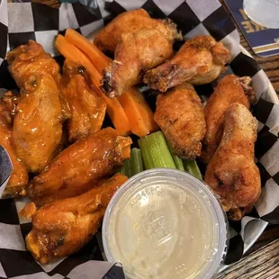 Yardbird and Oldbay wings