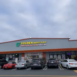 Located inside this QT Golden Marketplace Food court 5.28.23