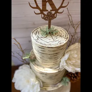 Birchwood wedding cake