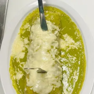 a plate of mexican food