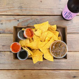 chips &amp; salsa w/ ipa from the hills. bomb.