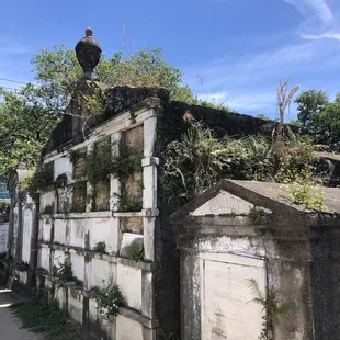 Lafayette Cemetery 1