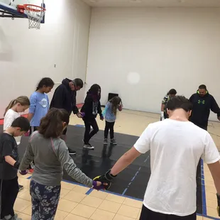 Prayer before boxing.