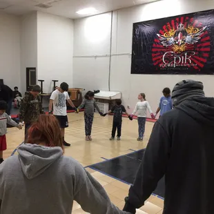 Prayer before boxing.