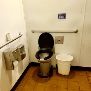 Women&apos;s Restroom