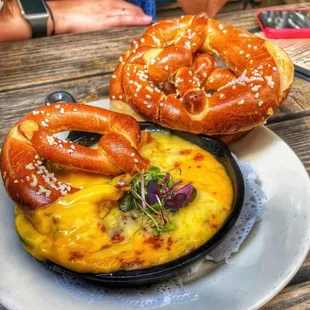 Soft baked German pretzels &amp; Bacon Beer Cheese