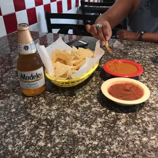 Amazing chips and salsa. Modelo Especial