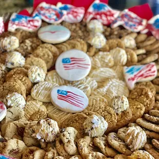 a tray of cookies and cookies