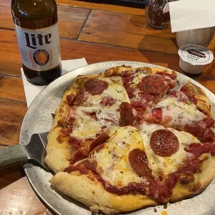 Lorenzo’s Corner Pizza & Pub