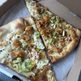 Buffalo Chicken Pizza Combo