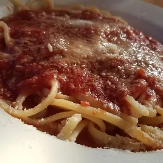 Spaghetti con Sugo