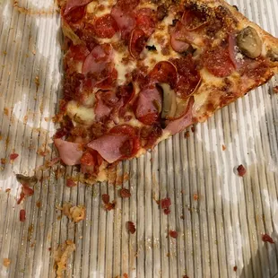 Ham, pepperoni, mushroom and bacon.