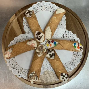 Our homemade cannoli's :)