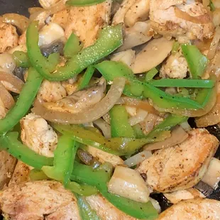 Chicken grilled with fresh veggies for our healthier eating....