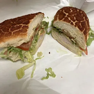 turkey bacon avocado on dutch crunch