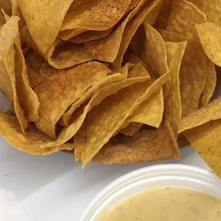 Chips & Queso