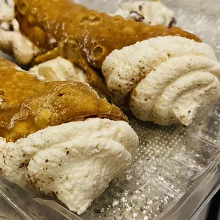 Cannoli