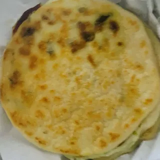 Pupusa de Espinaca y Queso