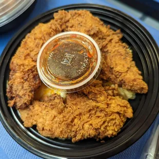 Chicken with Mac and cheese