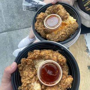 6 cheese Mac bowl with buttermilk chicken strips and sweet chili