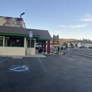 Great place right off 41