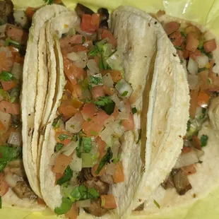 Carnitas tacos