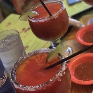 Mango strawberry margarita